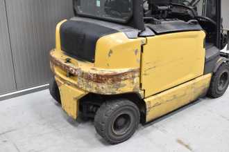Használt targonca CATERPILLAR EP 20 AN /55751/ ELEKTRO VIERRADFRONTSTAPLER (13071837)