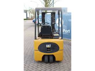 Használt targonca CATERPILLAR EP16KT ELEKTRO VIERRADFRONTSTAPLER (13041366)