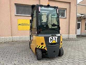 Használt targonca CATERPILLAR EP16PN-48E ELEKTRO HOCHHUBWAGENFAHRERSITZ (12983981) backdrop