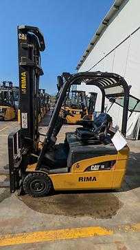Használt targonca CATERPILLAR EP18NT ELEKTRO VIERRADFRONTSTAPLER (13055736)