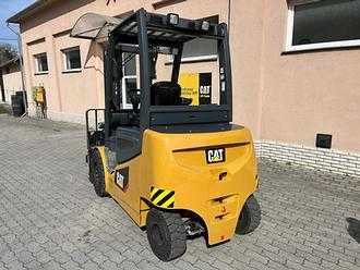 Használt targonca CATERPILLAR EP40C2 ELEKTRO VIERRADFRONTSTAPLER (12983986)