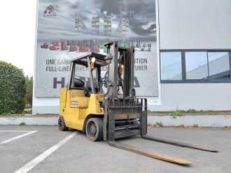 Használt targonca CATERPILLAR GC55K GAS VIERRADFRONTSTAPLER (12992589)