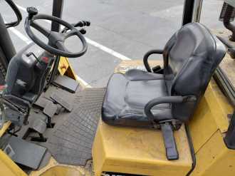 Használt targonca CATERPILLAR GC55K GAS VIERRADFRONTSTAPLER (12992589) backdrop
