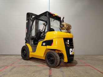 Használt targonca CATERPILLAR GP40NTD GAS VIERRADFRONTSTAPLER (13026723)