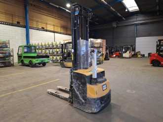 Használt targonca CATERPILLAR NSP16N2 ELEKTRO HOCHHUBWAGENDEICHSEL (12964046)