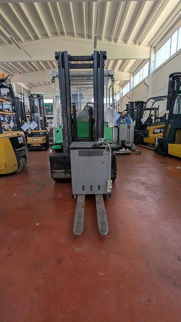 Használt targonca CESAB BLITZ 250 ELEKTRO VIERRADFRONTSTAPLER (13055743)