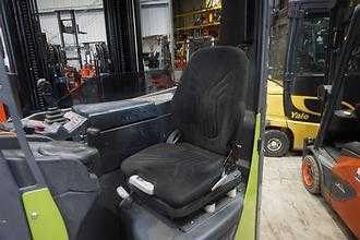 Használt targonca CLARK CRT 16AC - Nur 3.371 Stunden ELEKTRO SCHUBMASTSTAPLER (13047785)