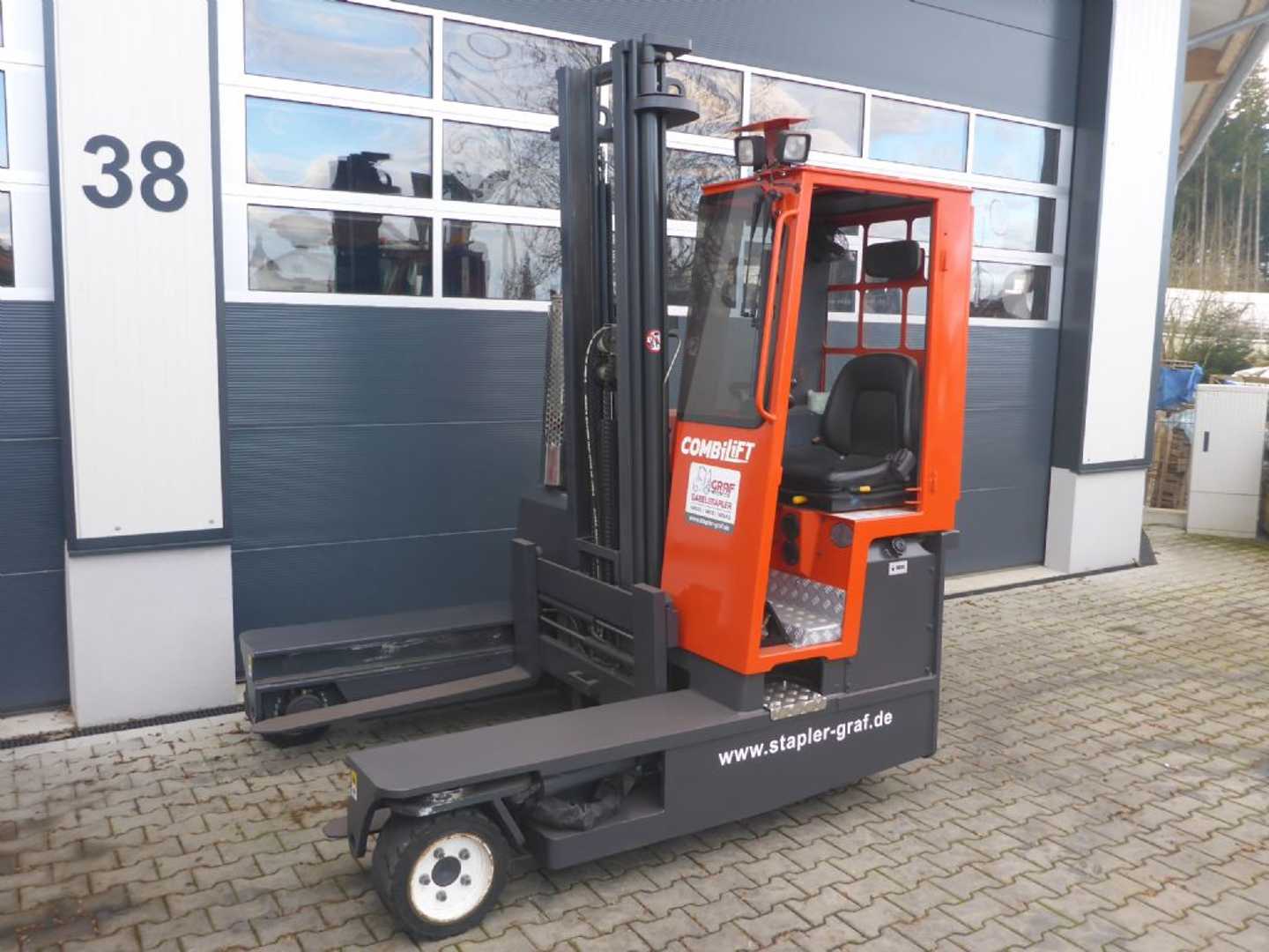 Használt targonca COMBILIFT C3000 DIESEL VIERWEGESTAPLER (12919178)