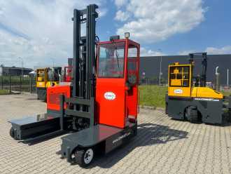 Használt targonca COMBILIFT C3000GST / Triplex 8300 mm GAS VIERWEGESTAPLER (13052123)