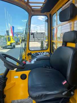 Használt targonca COMBILIFT C4000 //2015 year//LPG / Low mast GAS VIERWEGESTAPLER (12992296)