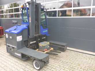 Használt targonca COMBILIFT C4000 ET ELEKTRO VIERWEGESTAPLER (13050823)