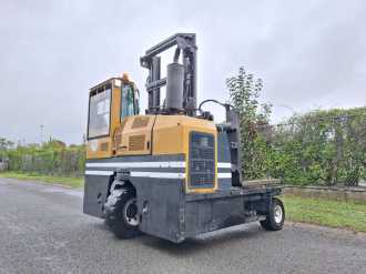 Használt targonca COMBILIFT C8000-15 GAS VIERWEGESTAPLER (12905841)