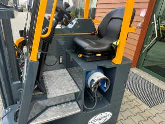 Használt targonca COMBILIFT CB3000 //2016 year // Toyota engine GAS VIERWEGESTAPLER (13052124)