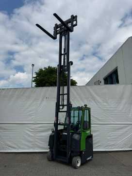 Használt targonca COMBILIFT CBE 3000 ELEKTRO VIERWEGESTAPLER (13042446)