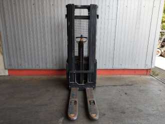 Használt targonca CROWN ES 4000 1.6TT ELEKTRO HOCHHUBWAGENDEICHSEL (13058633)
