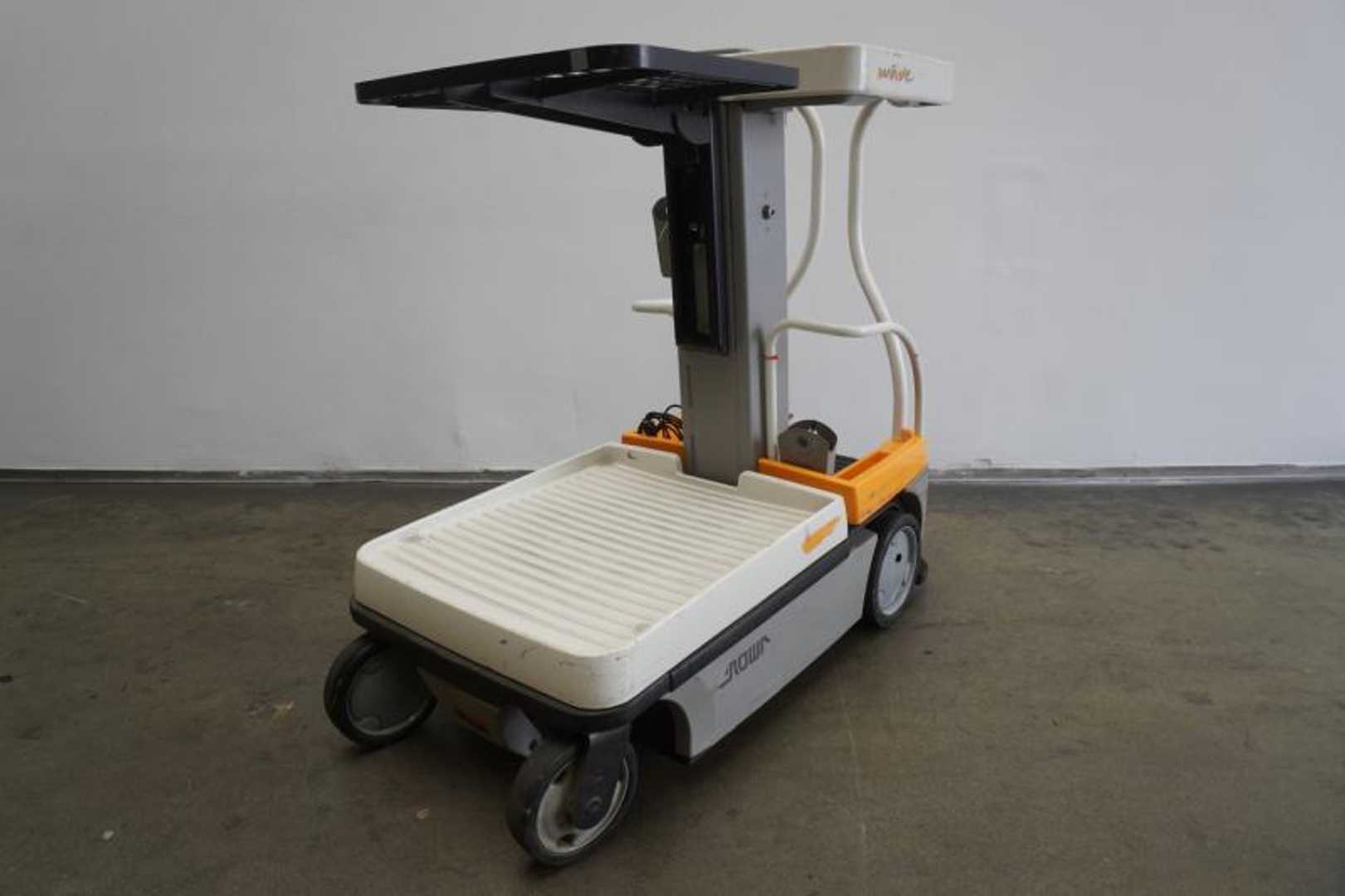 Használt targonca CROWN WAV50-118 ELEKTRO HOCHHUBKOMMISSIONIERER (13069096)
