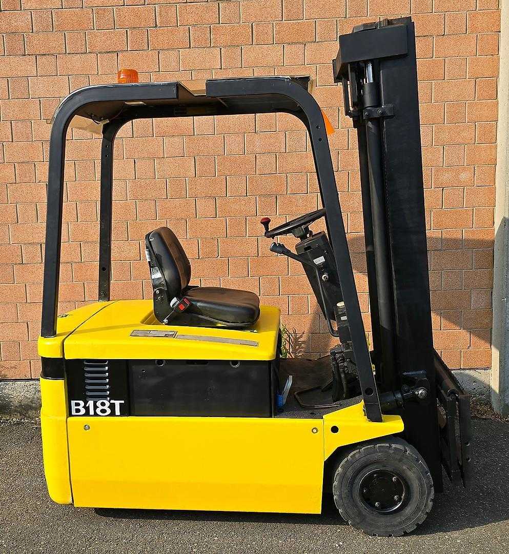 Használt targonca DAEWOO B18T ELEKTRO DREIRADFRONTSTAPLER (13056816)