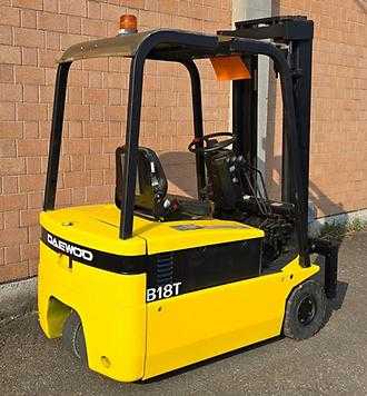 Használt targonca DAEWOO B18T ELEKTRO DREIRADFRONTSTAPLER (13056816)