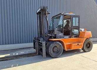 Használt targonca DOOSAN D130S-5 DIESEL VIERRADFRONTSTAPLER (13073737) backdrop
