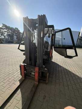 Használt targonca DOOSAN D30GP DIESEL VIERRADFRONTSTAPLER (13068244)