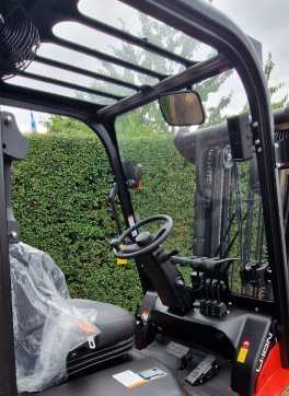 Használt targonca EP EFL253 ELEKTRO VIERRADFRONTSTAPLER (12988879)