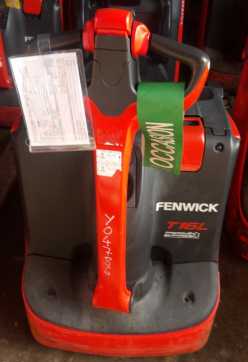 Használt targonca FENWICK T 16 L ELEKTRO NIEDERHUBWAGENDEICHSEL (13019541) backdrop