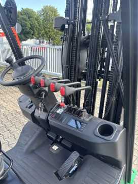 Használt targonca HANGCHA CPDS15-XCY2G-SI ELEKTRO DREIRADFRONTSTAPLER (13063473)