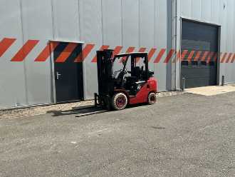 Használt targonca HANGCHA CPYD25 GAS VIERRADFRONTSTAPLER (13040002)