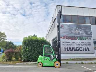 Használt targonca HANGCHA XC30i ELEKTRO VIERRADFRONTSTAPLER (13069402)