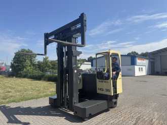 Használt targonca HUBTEX MQ35 (2125-EL) ELEKTRO VIERWEGESTAPLER (13060745)