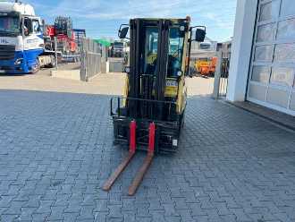 Használt targonca HYSTER 4.45m / nur 467h DIESEL VIERRADFRONTSTAPLER (13044739)