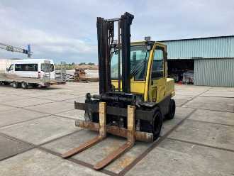 Használt targonca HYSTER 5.5ft DIESEL VIERRADFRONTSTAPLER (13065088)