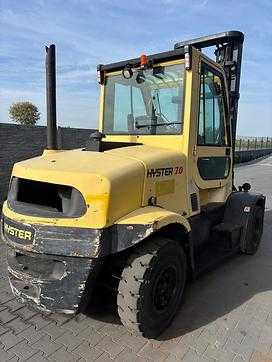 Használt targonca HYSTER 7.0 FT DIESEL VIERRADFRONTSTAPLER (13071187)