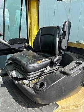 Használt targonca HYSTER 7.0 FT DIESEL VIERRADFRONTSTAPLER (13071187)