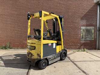 Használt targonca HYSTER E2.5XN MWB ELEKTRO VIERRADFRONTSTAPLER (13061249)