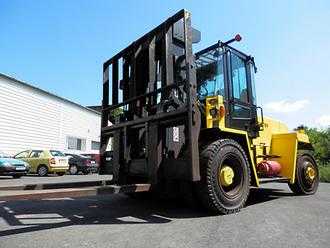 Használt targonca HYSTER H12.00XL2 GAS VIERRADFRONTSTAPLER (11362434) backdrop