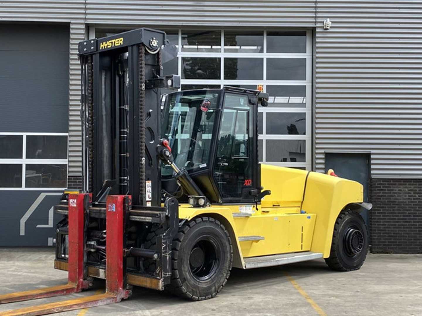 Használt targonca HYSTER H16XD12 DIESEL VIERRADFRONTSTAPLER (13047517)