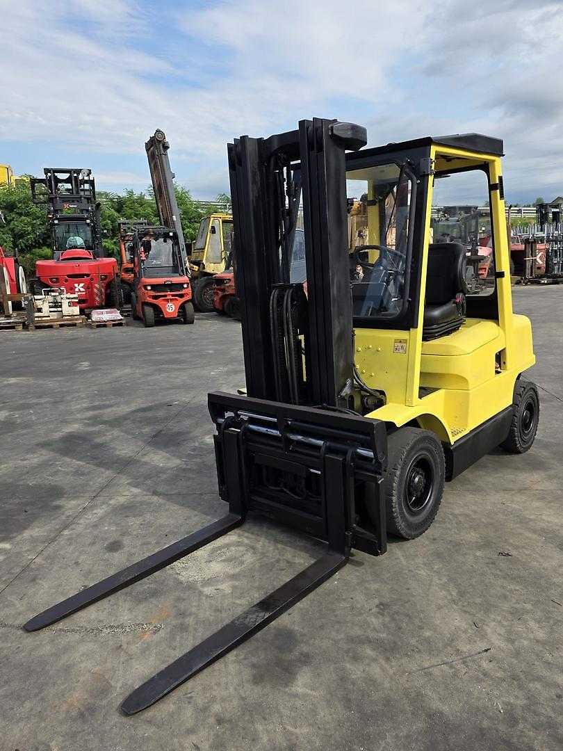 Használt targonca HYSTER H2.50XM DIESEL VIERRADFRONTSTAPLER (13043572)