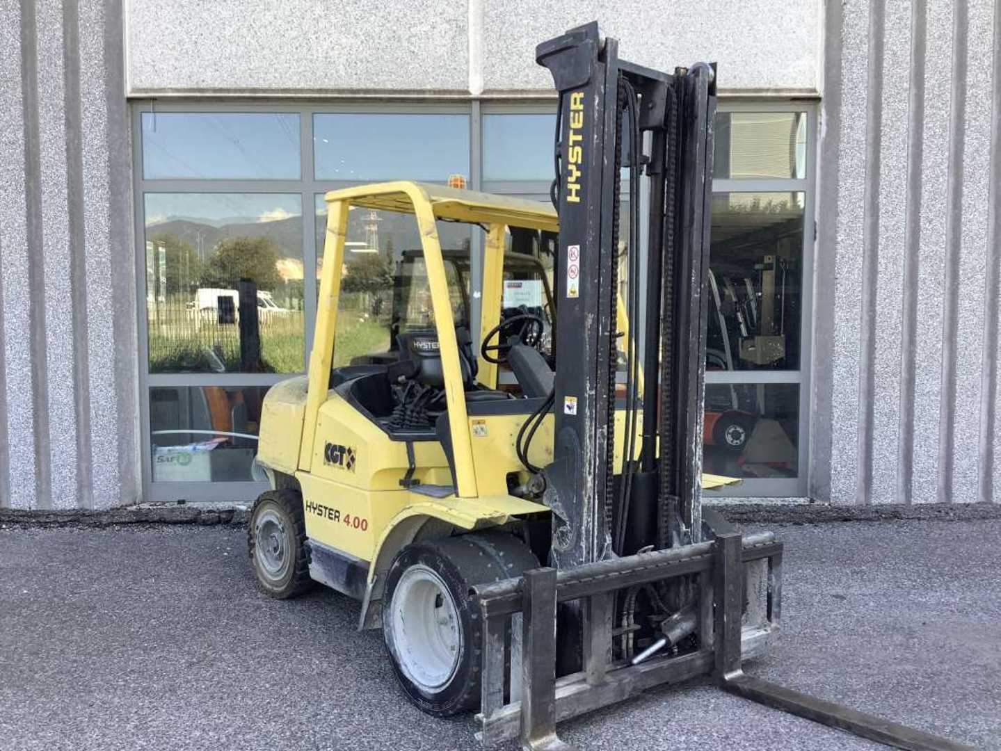 Használt targonca HYSTER H4.00 XM-5 DIESEL VIERRADFRONTSTAPLER (13065600)