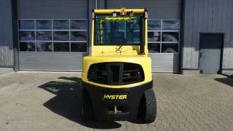 Használt targonca HYSTER H5.50FT DIESEL VIERRADFRONTSTAPLER (13045817)