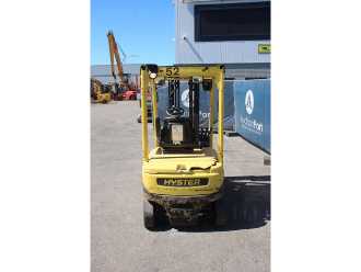 Használt targonca HYSTER J2.0XNT LWB ELEKTRO VIERRADFRONTSTAPLER (13041296)