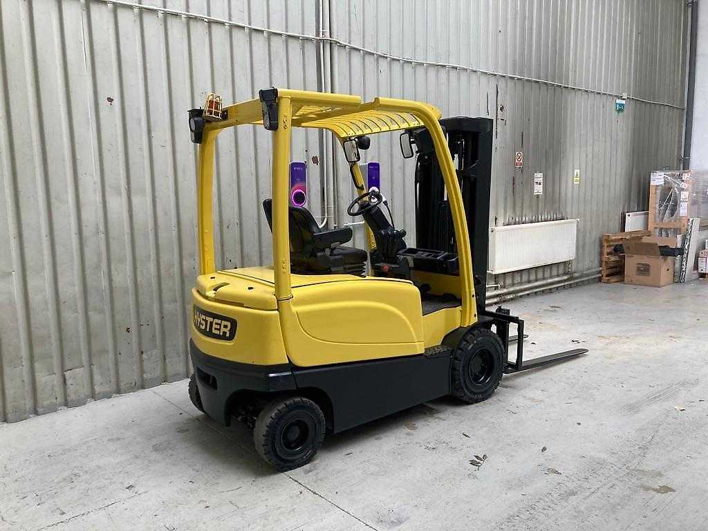 Használt targonca HYSTER J2.5XN ELEKTRO VIERRADFRONTSTAPLER (12860752)