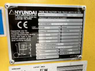 Használt targonca HYUNDAI 10BTR-9 ELEKTRO DREIRADFRONTSTAPLER (12969234)