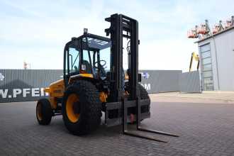 Használt targonca JCB 930-4 T4 DIESEL GELAENDESTAPLER (12925237)