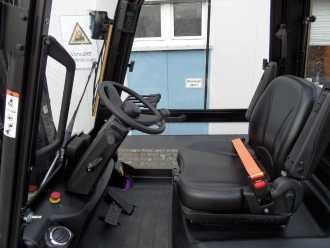 Használt targonca JUNGHEINRICH AntOn CBH 3.0 - Triplex - Kabine - NEU! ELEKTRO VIERRADFRONTSTAPLER (13029464)