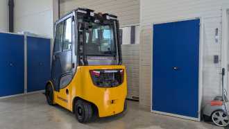 Használt targonca JUNGHEINRICH DFG 320s GE-330ZZ DIESEL VIERRADFRONTSTAPLER (13059019)