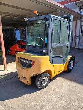 Használt targonca JUNGHEINRICH DFG 430 Bj. 2005 DIESEL VIERRADFRONTSTAPLER (13045693)