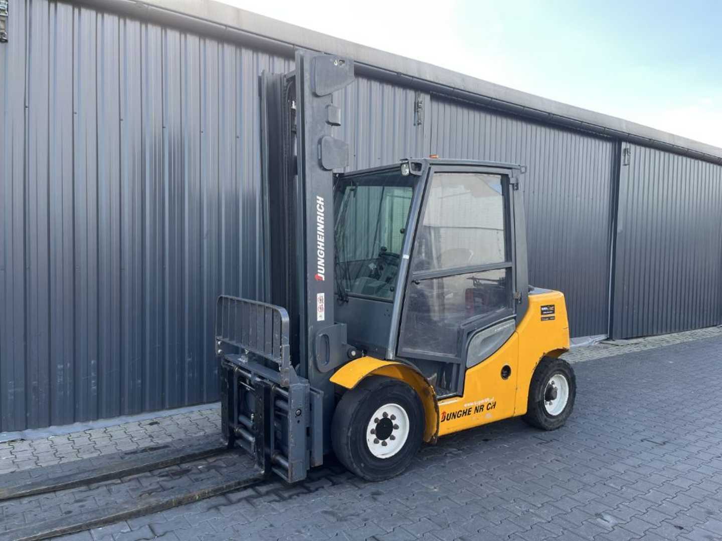 Használt targonca JUNGHEINRICH DFG540s DIESEL VIERRADFRONTSTAPLER (13067167)