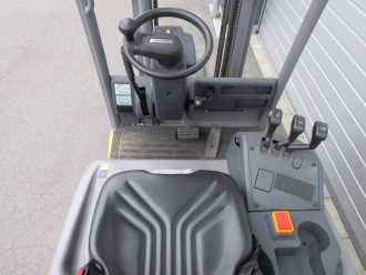 Használt targonca JUNGHEINRICH EFG 110 ELEKTRO DREIRADFRONTSTAPLER (13076515)