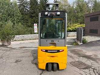 Használt targonca JUNGHEINRICH EFG 213 - 450ZT ELEKTRO DREIRADFRONTSTAPLER (13068224)